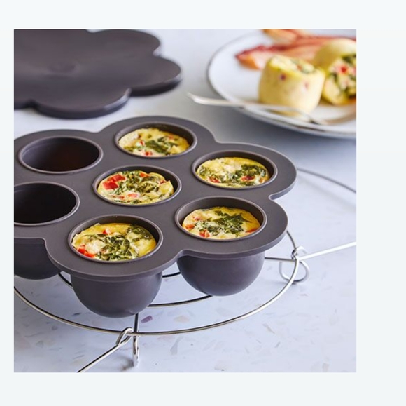 Pampered Chef Other - Pampered Chef Egg Bites Mold